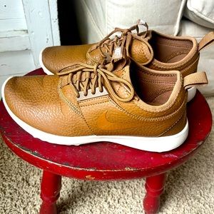 Unique Nike tan shoes, women’s size 6.5.